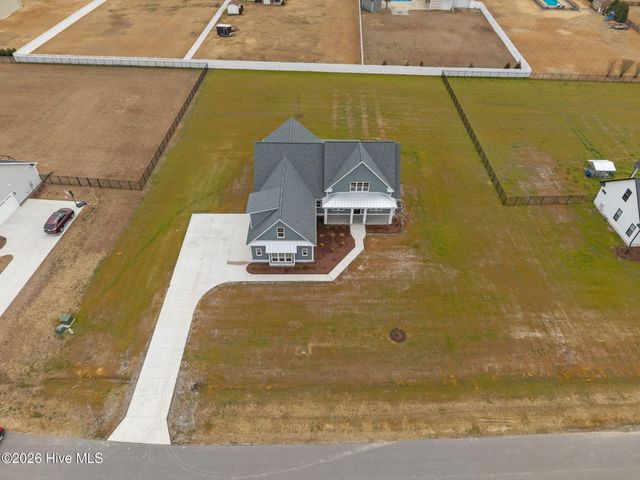 335 Stephanye Lane, Greenville, NC 27834