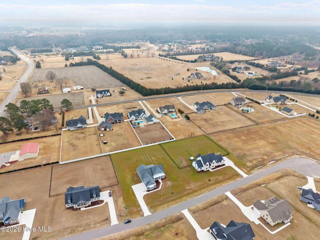 335 Stephanye Lane, Greenville, NC 27834