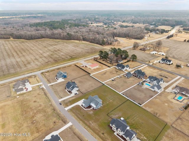 335 Stephanye Lane, Greenville, NC 27834