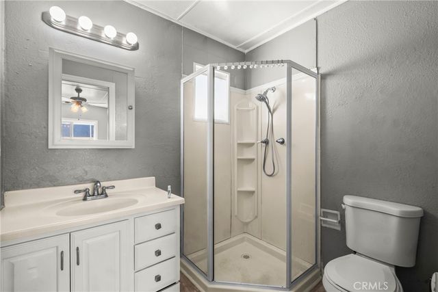 3157 E AVE I B2, Lancaster, CA 93535