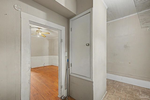 2410 N Tarragona St, Pensacola, FL 32503