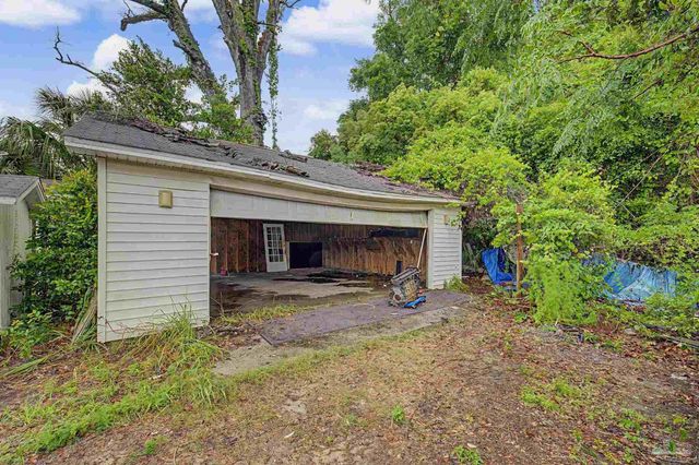 2410 N Tarragona St, Pensacola, FL 32503