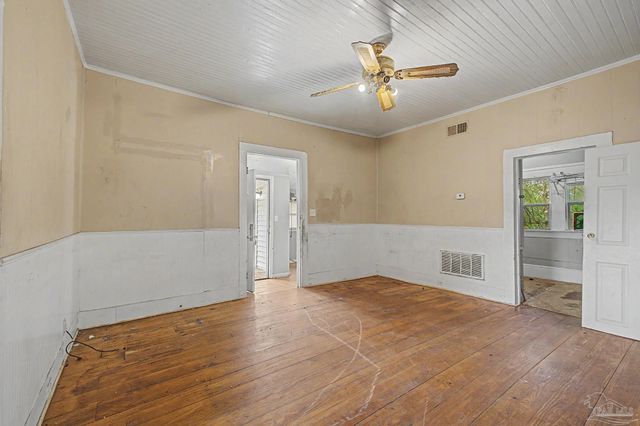 2410 N Tarragona St, Pensacola, FL 32503