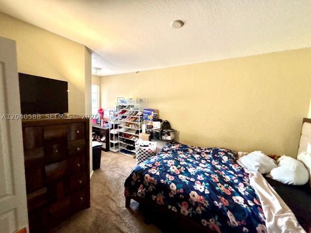 21207 NW 14th Pl 7-28, Miami Gardens, FL 33169