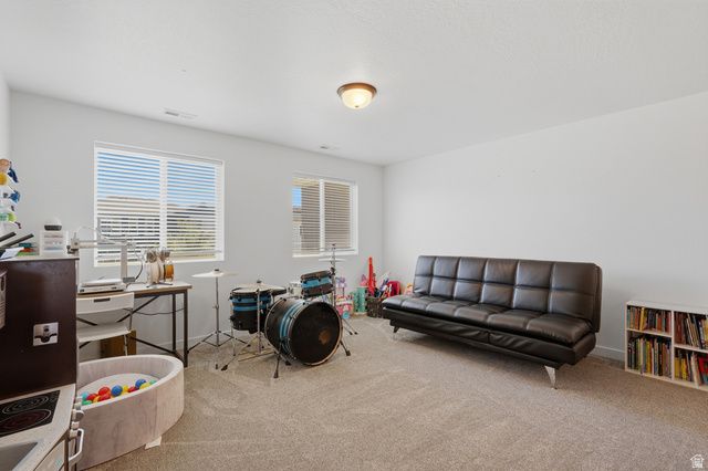 4229 W 6025 S, Roy, UT 84067