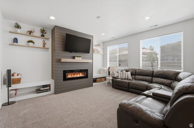 4229 W 6025 S, Roy, UT 84067