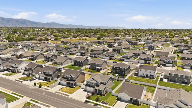 4229 W 6025 S, Roy, UT 84067