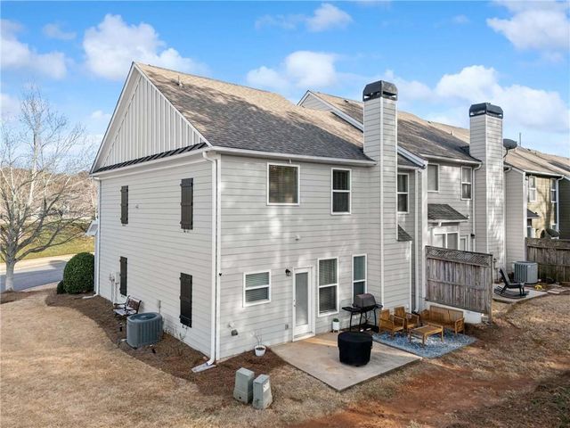 124 Wiley Parc Circle, Woodstock, GA 30188