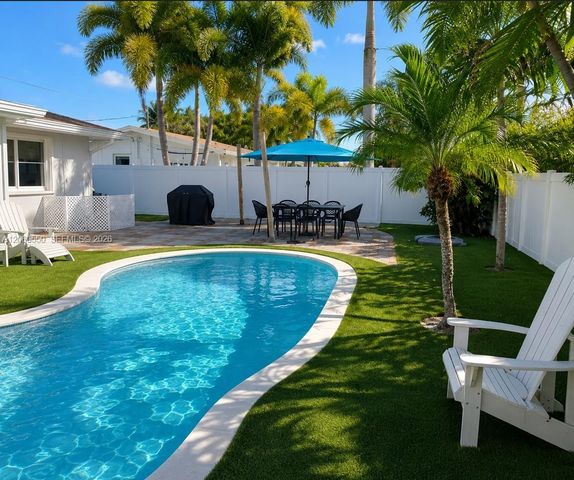 2770 NE 30th Street, Lighthouse Point, FL 33064