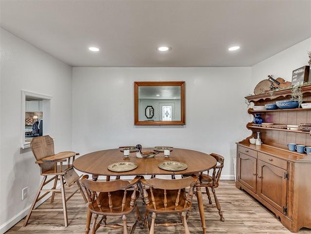 209 W Etowah Road, Noble, OK 73068