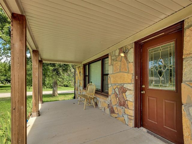 209 W Etowah Road, Noble, OK 73068