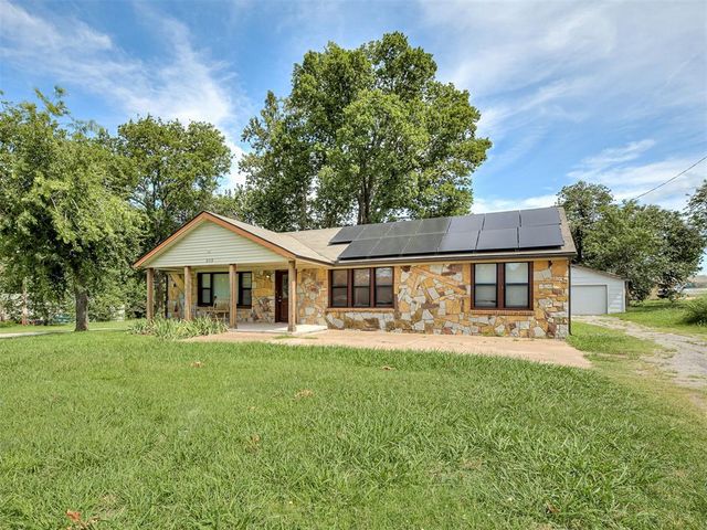 209 W Etowah Road, Noble, OK 73068