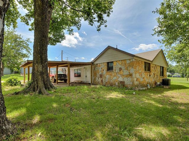 209 W Etowah Road, Noble, OK 73068
