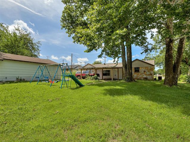 209 W Etowah Road, Noble, OK 73068
