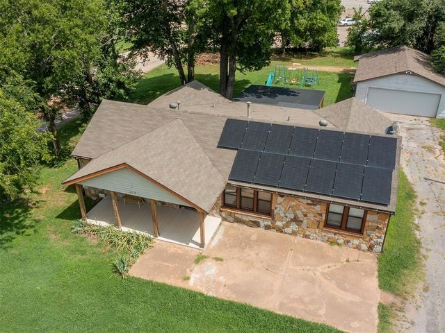 209 W Etowah Road, Noble, OK 73068