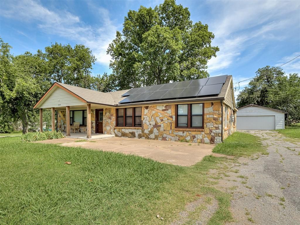 209 W Etowah Road, Noble, OK 73068