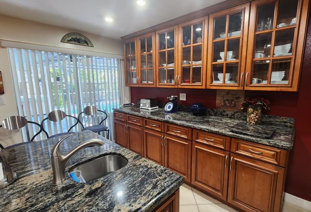 6522 NW 1st Street, Margate, FL 33063