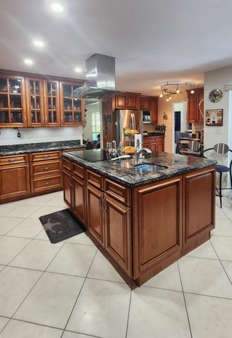 6522 NW 1st Street, Margate, FL 33063