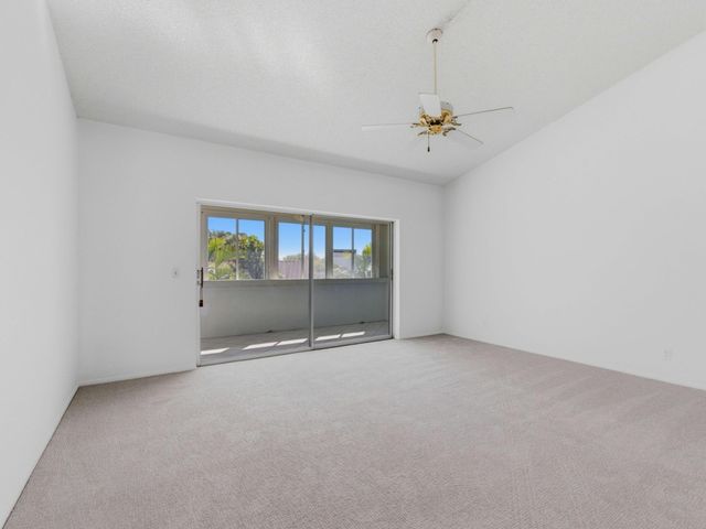 2580 Boundbrook Boulevard 202, Palm Springs, FL 33406