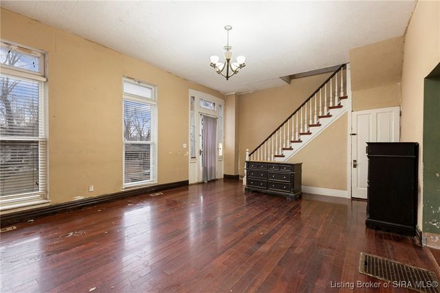235 Cherry Street, New Albany, IN 47150