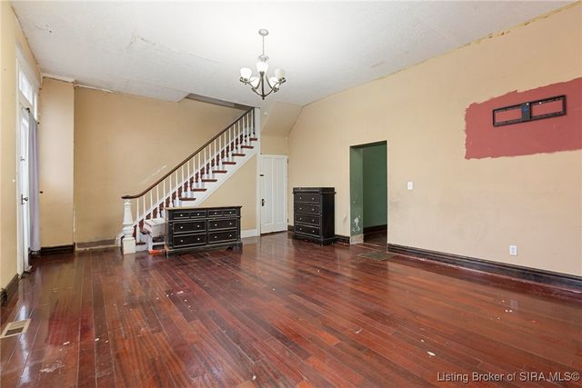 235 Cherry Street, New Albany, IN 47150