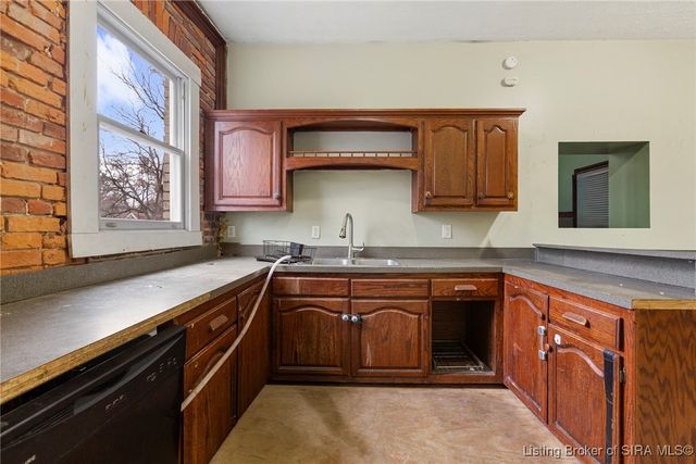 235 Cherry Street, New Albany, IN 47150