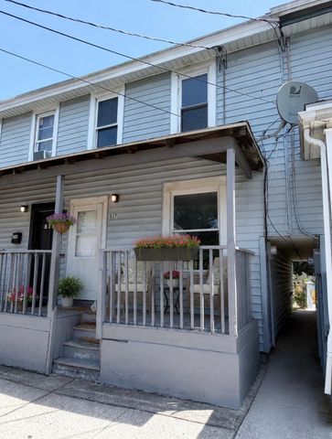 517 LINDEN AVE, Burlington, NJ 08016