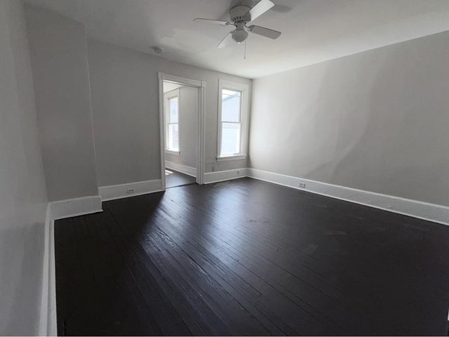517 LINDEN AVE, Burlington, NJ 08016