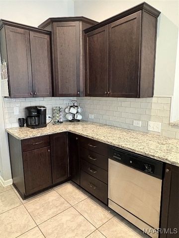 9151 Crescent Lodge Circle, Pike Road, AL 36064