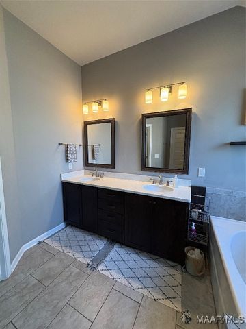 9151 Crescent Lodge Circle, Pike Road, AL 36064