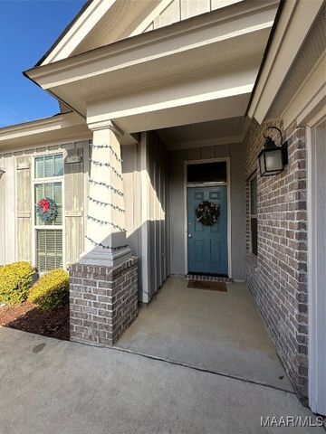 9151 Crescent Lodge Circle, Pike Road, AL 36064