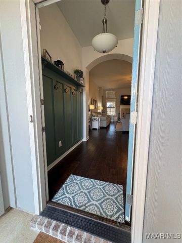 9151 Crescent Lodge Circle, Pike Road, AL 36064