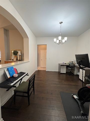 9151 Crescent Lodge Circle, Pike Road, AL 36064