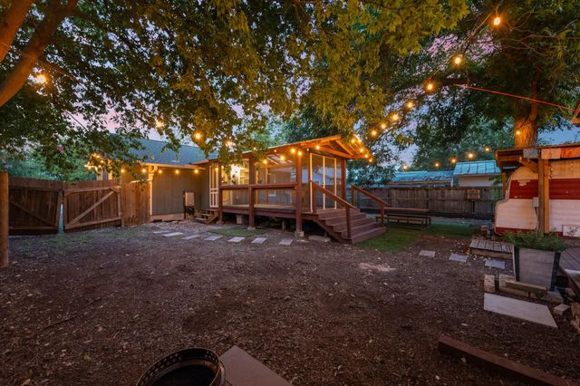 5802 Chesterfield Ave, Austin, TX 78752