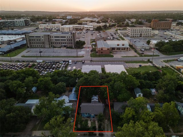 5802 Chesterfield Ave, Austin, TX 78752
