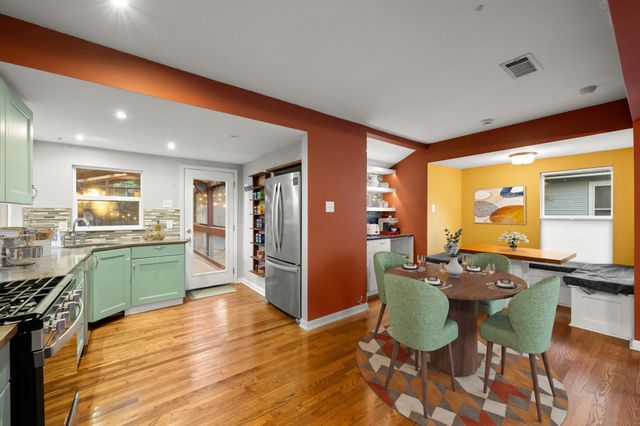 5802 Chesterfield Ave, Austin, TX 78752