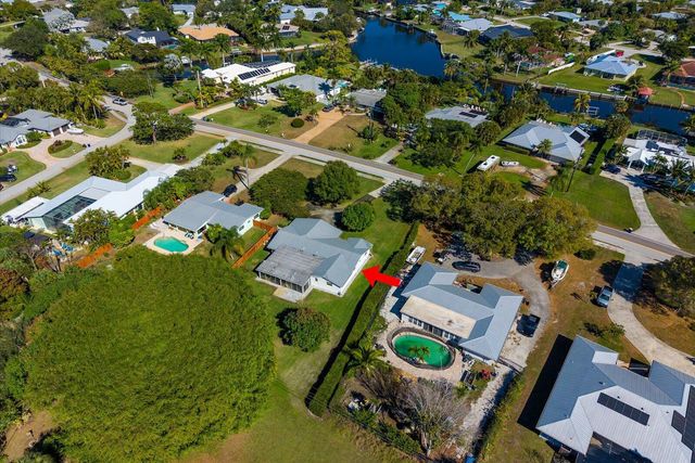 1346 NW Pine Lake Drive, Stuart, FL 34994