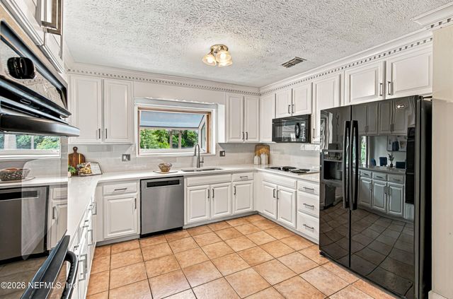 4575 OAK BAY Drive W, Jacksonville, FL 32277