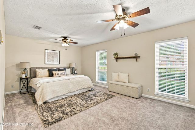 4575 OAK BAY Drive W, Jacksonville, FL 32277