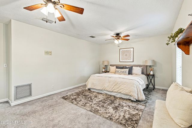 4575 OAK BAY Drive W, Jacksonville, FL 32277
