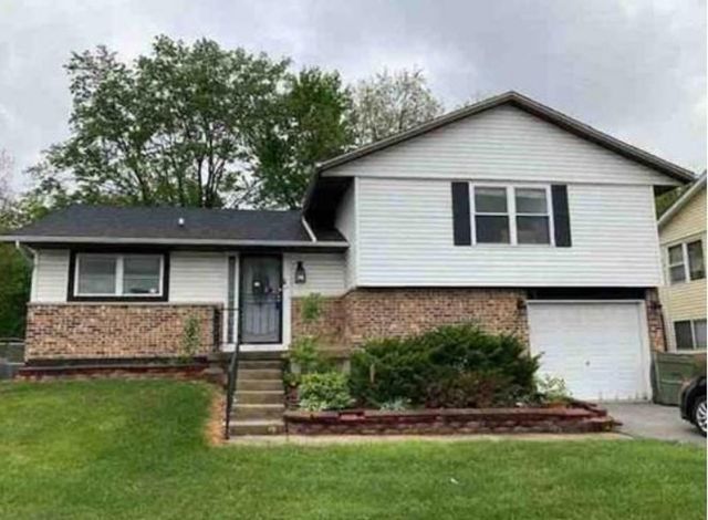 18108 Fountainbleau Drive, Hazel Crest, IL 60429