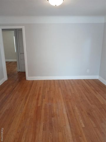 17181 Ohio Street, Detroit, MI 48221