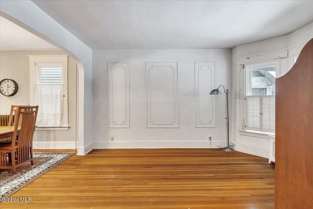 86 Grove Avenue, Albany, NY 12208