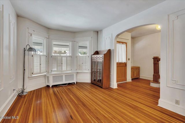 86 Grove Avenue, Albany, NY 12208