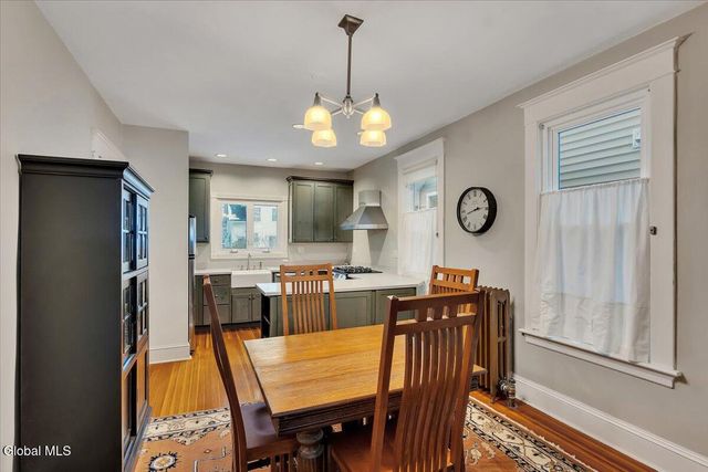 86 Grove Avenue, Albany, NY 12208