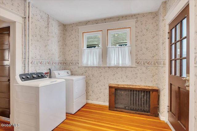 86 Grove Avenue, Albany, NY 12208