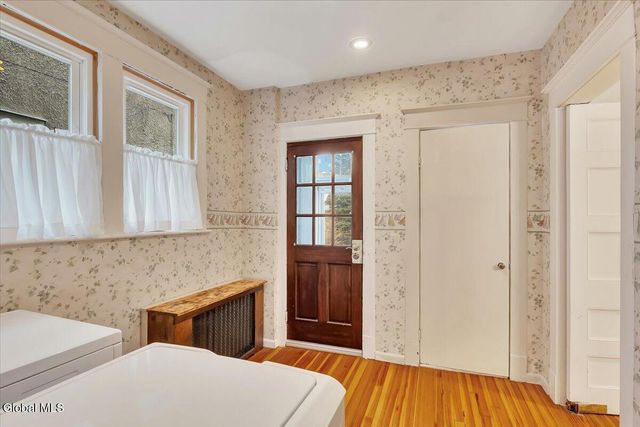 86 Grove Avenue, Albany, NY 12208