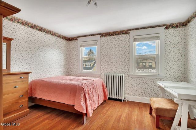 86 Grove Avenue, Albany, NY 12208