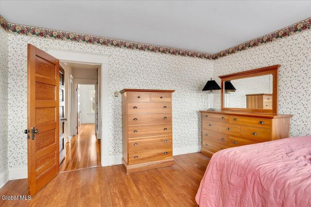 86 Grove Avenue, Albany, NY 12208