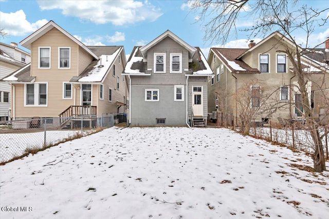 86 Grove Avenue, Albany, NY 12208